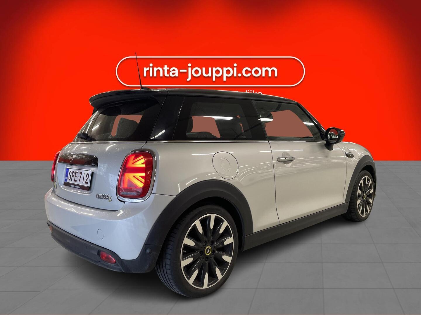 MINI Hatchback Cooper SE Experience 2022, kuva 2/3