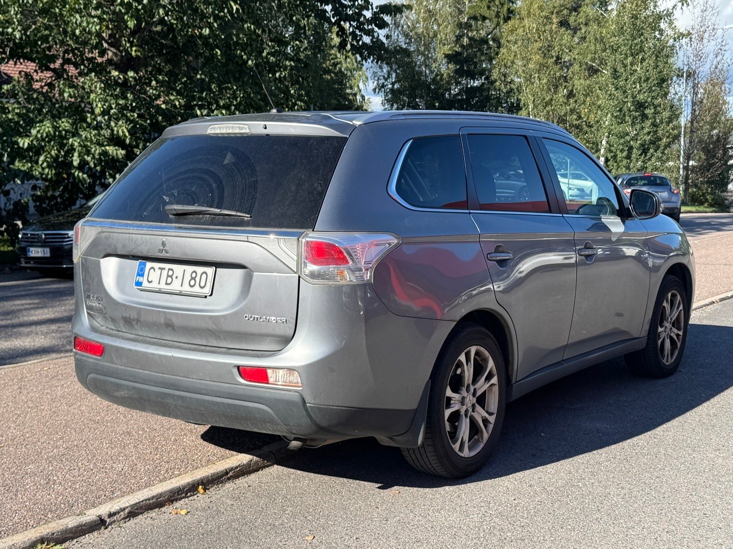 Mitsubishi Outlander 2015, kuva 2/3