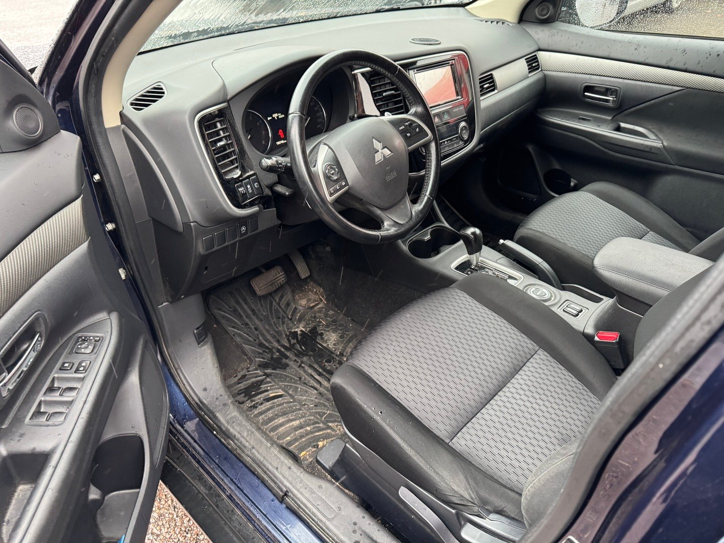 Mitsubishi Outlander 2014, bild 3/3