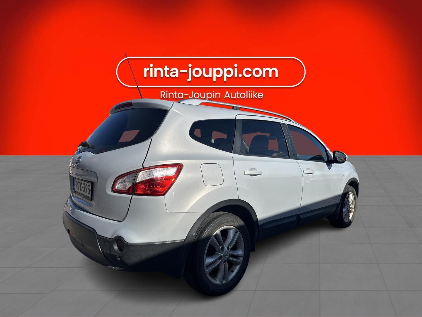 Nissan Qashqai+2 2012, kuva 2/4