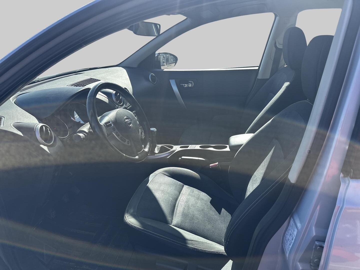 Nissan Qashqai+2 2012, kuva 3/4