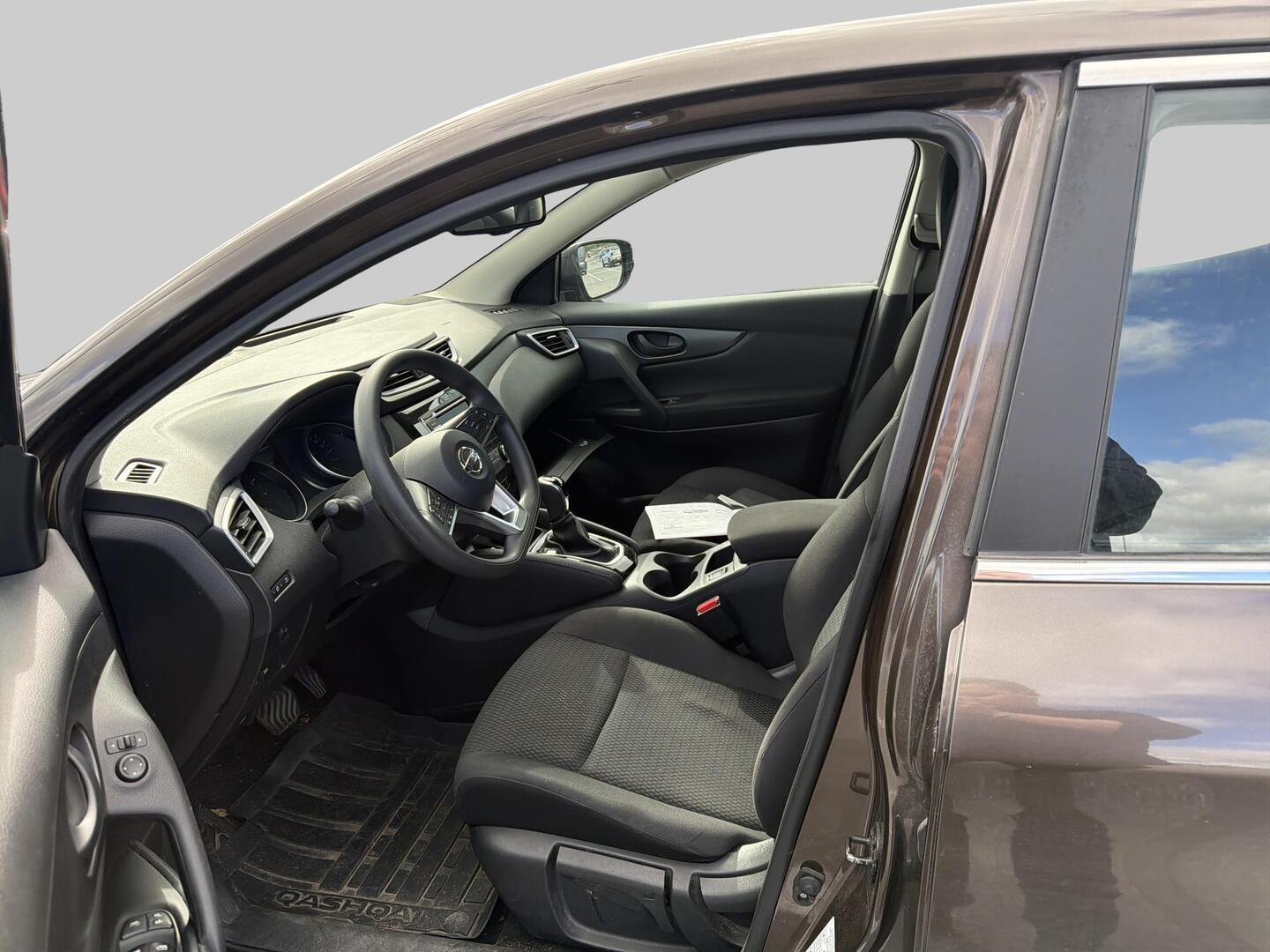 Nissan Qashqai 2018, kuva 3/3