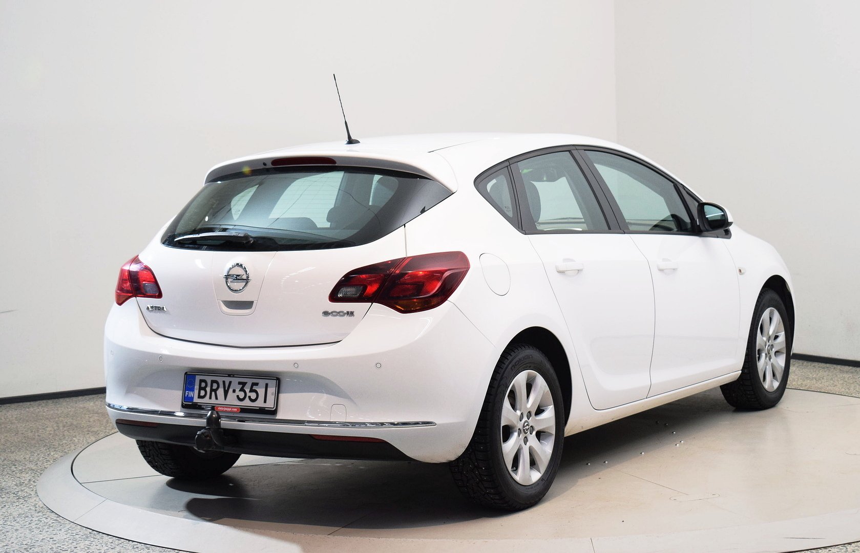 Opel Astra 2015, kuva 5/28