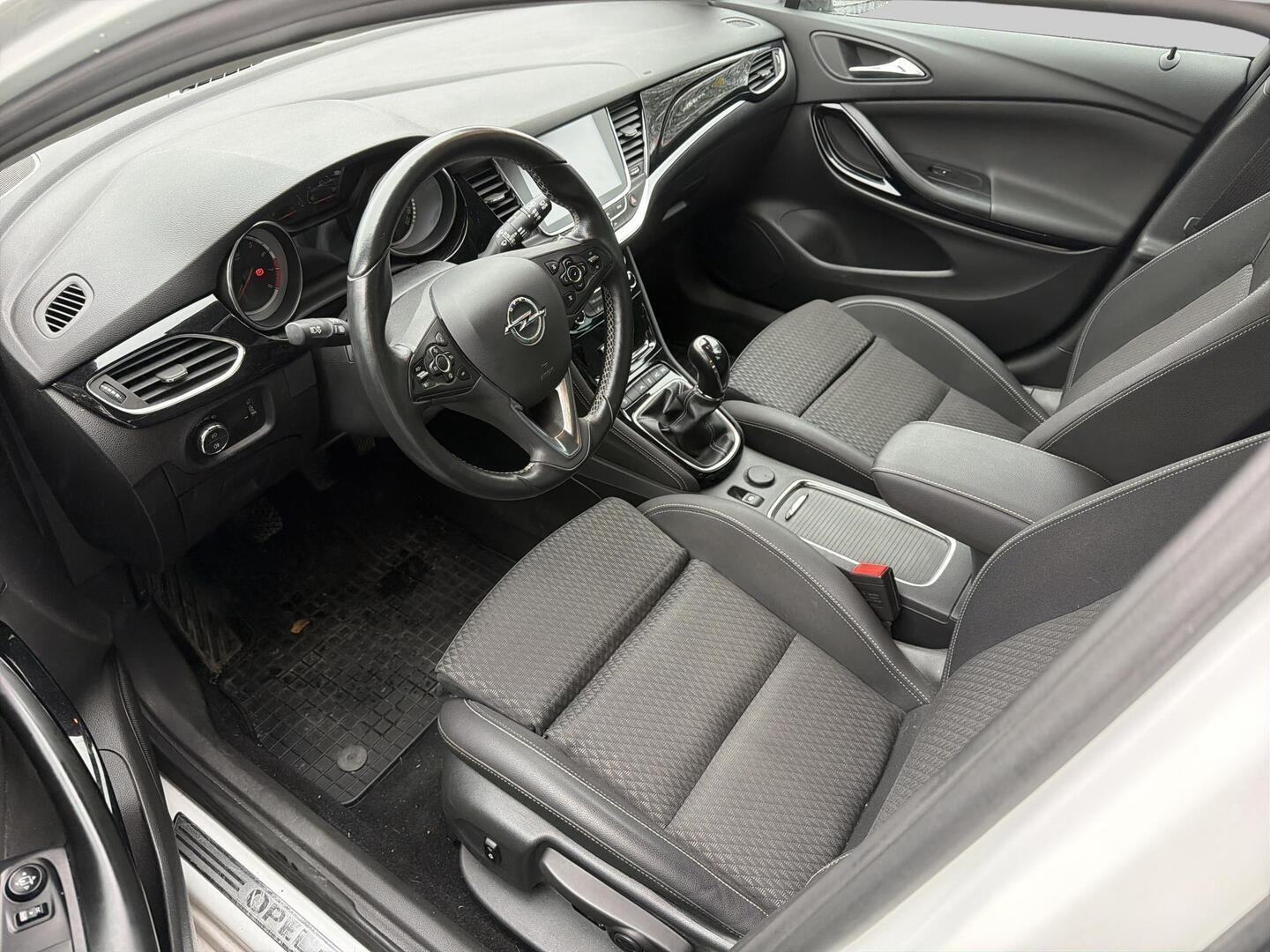 Opel Astra 2017, kuva 3/3