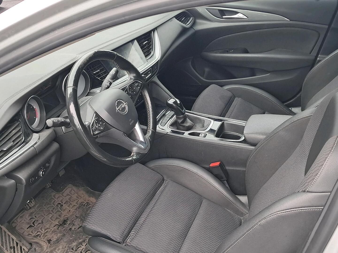 Opel Insignia 2018, photo 3/3