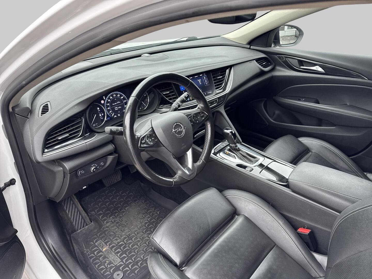 Opel Insignia 2022, bild 3/3