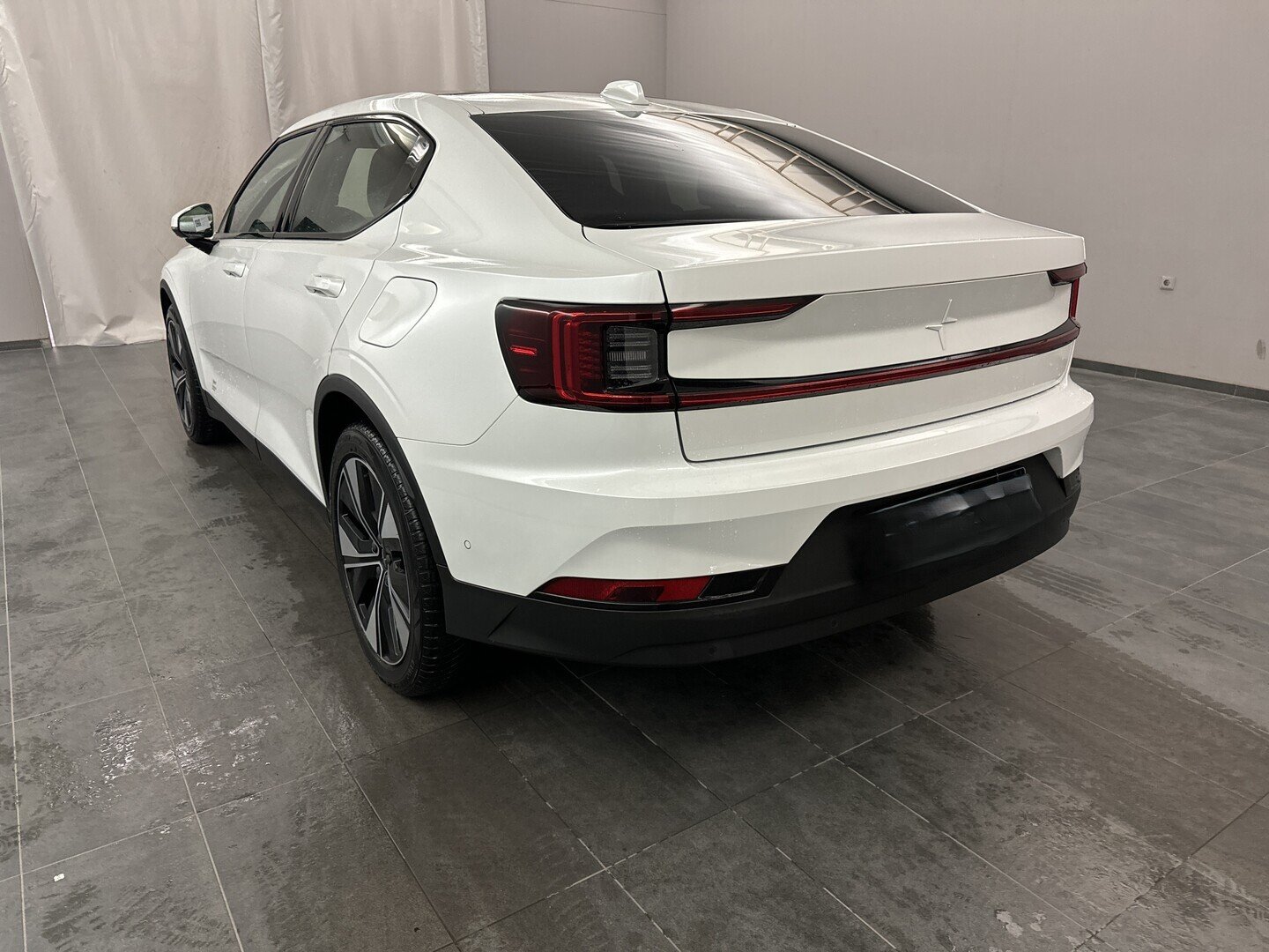 Polestar 2 2024, photo 4/7