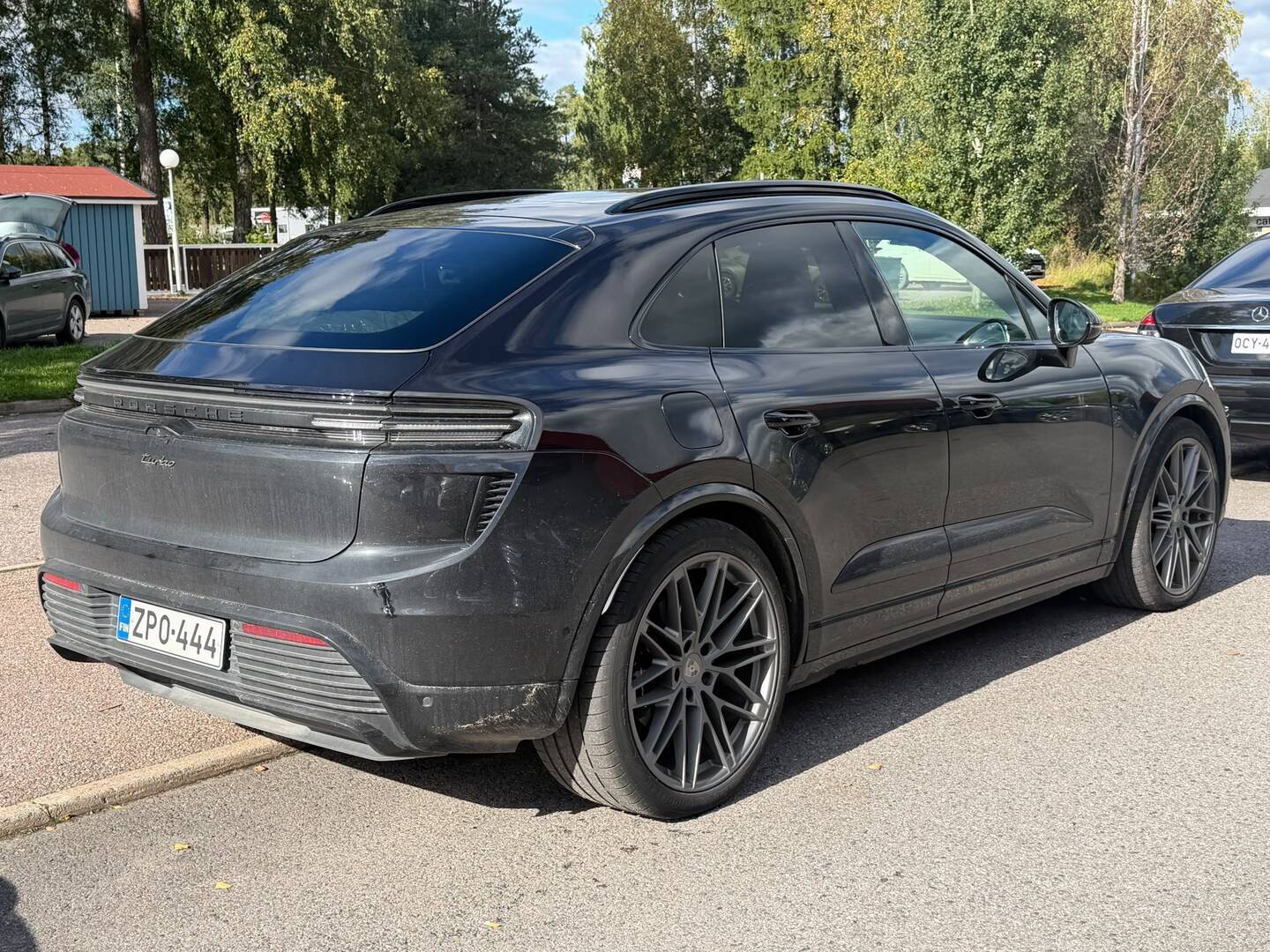 Porsche Macan Turbo 2024, photo 2/3