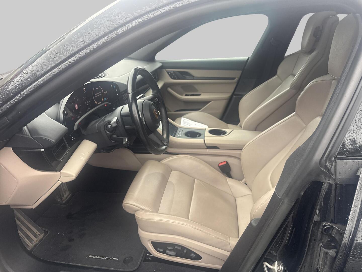 Porsche Taycan 4 Cross Turismo 2023, kuva 3/3