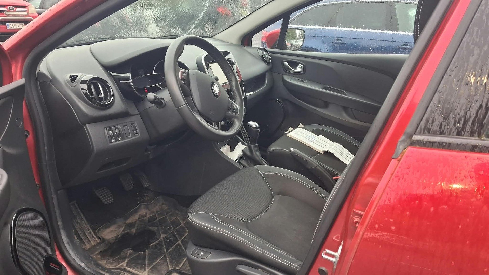 Renault Clio Energy TCe 90 eco2 S&S Zen 2016, photo 3/4