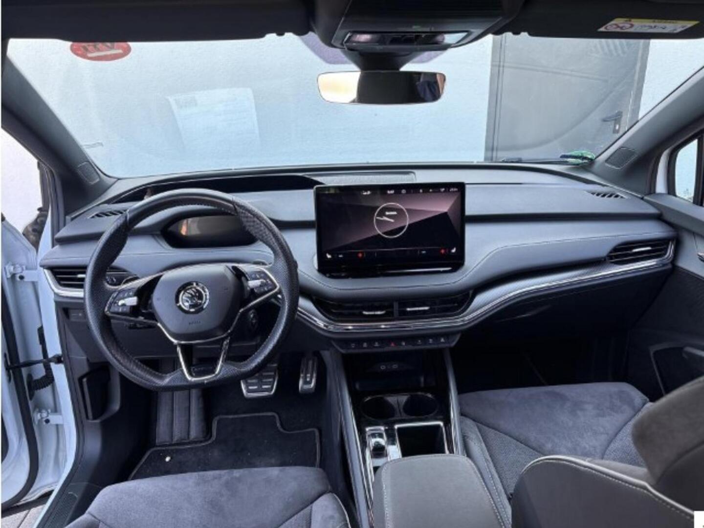 Skoda Enyaq 80x 4x4 SportLine iV 2023, kuva 2/3