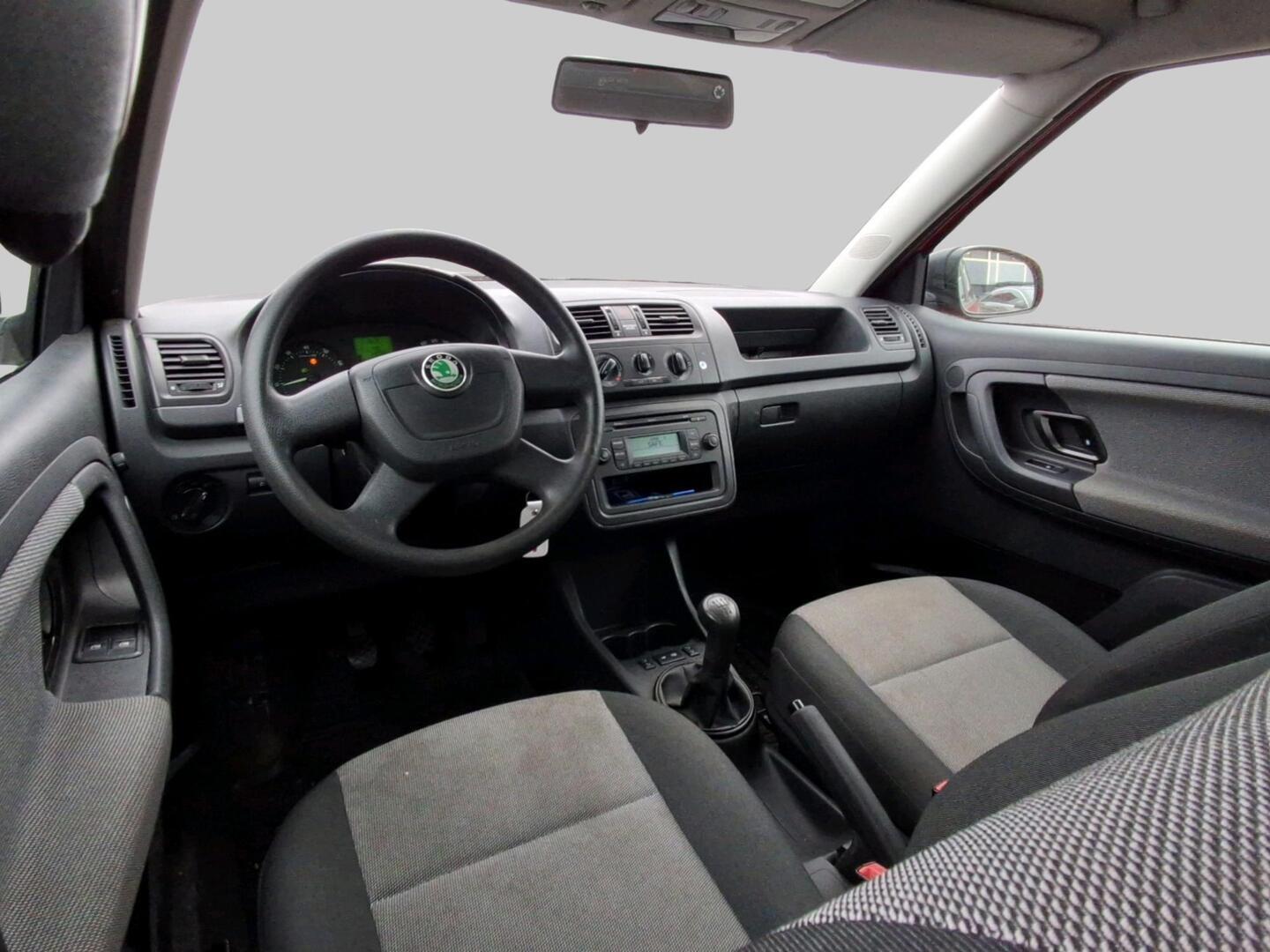 Skoda Fabia Combi 1,2 TSI 85 Classic 2010, kuva 3/3