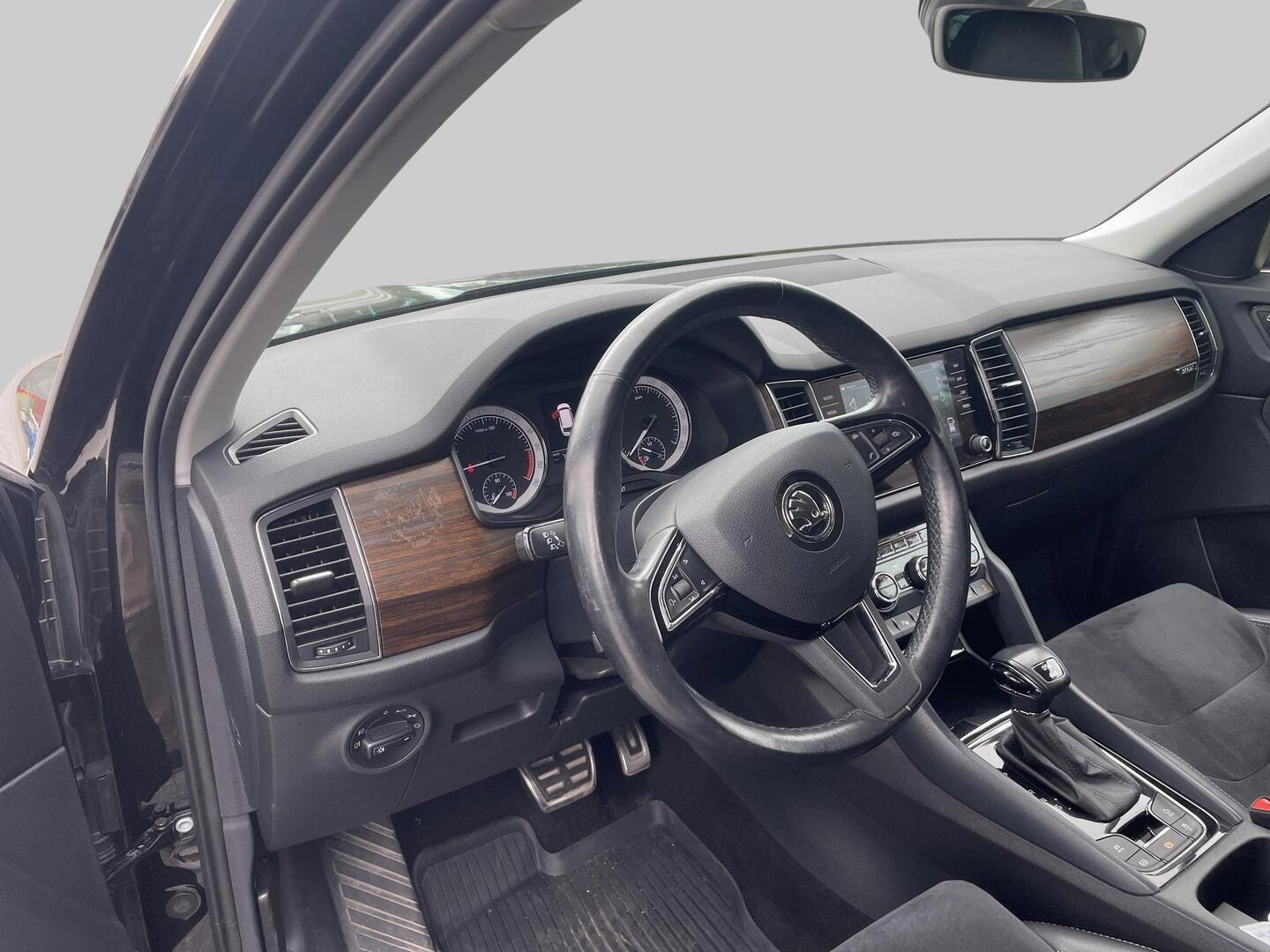 Skoda Kodiaq 2018, photo 3/3