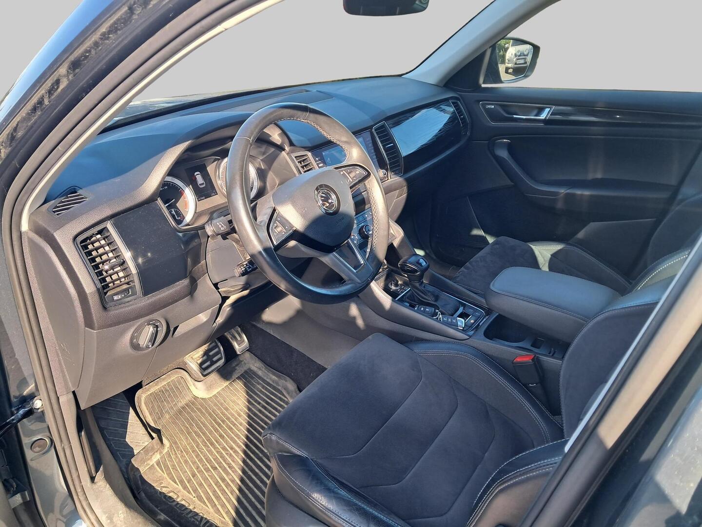 Skoda Kodiaq 2017, photo 3/3