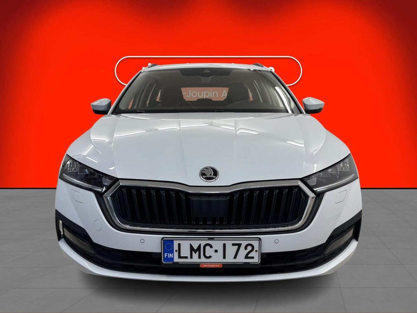 Skoda Octavia 2024, kuva 2/3