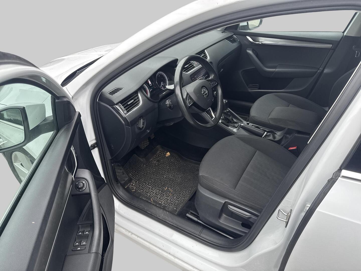 Skoda Octavia 2017, kuva 3/21