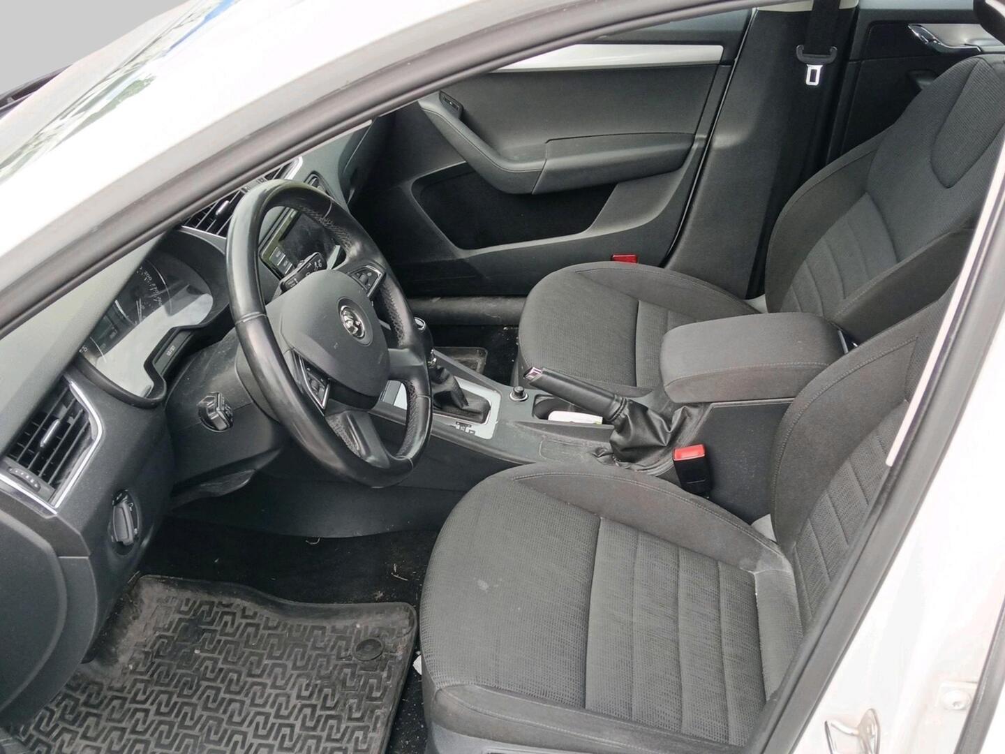 Skoda Octavia 2013, photo 3/3