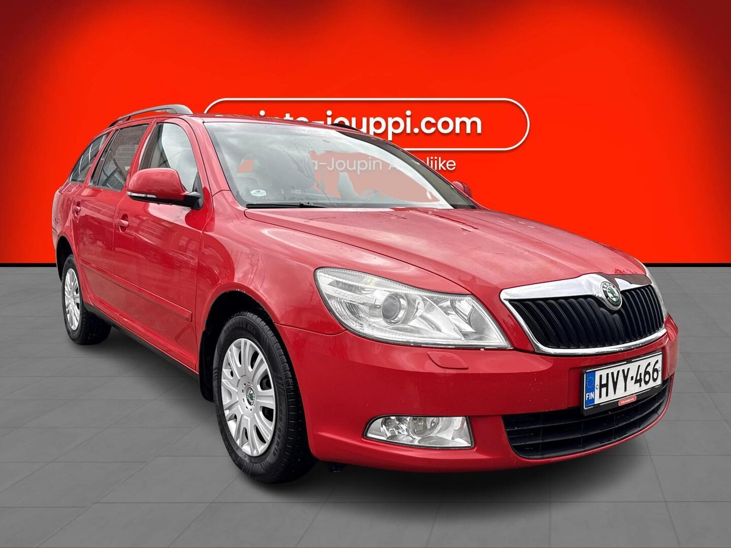 Skoda Octavia Combi 1,6 TDI Ambiente 2011, photo 3/4