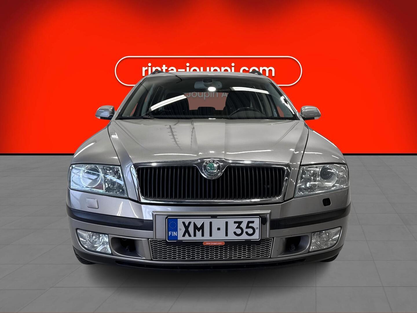 Skoda Octavia Combi 1,9 TDI Elegance 2006, photo 2/3