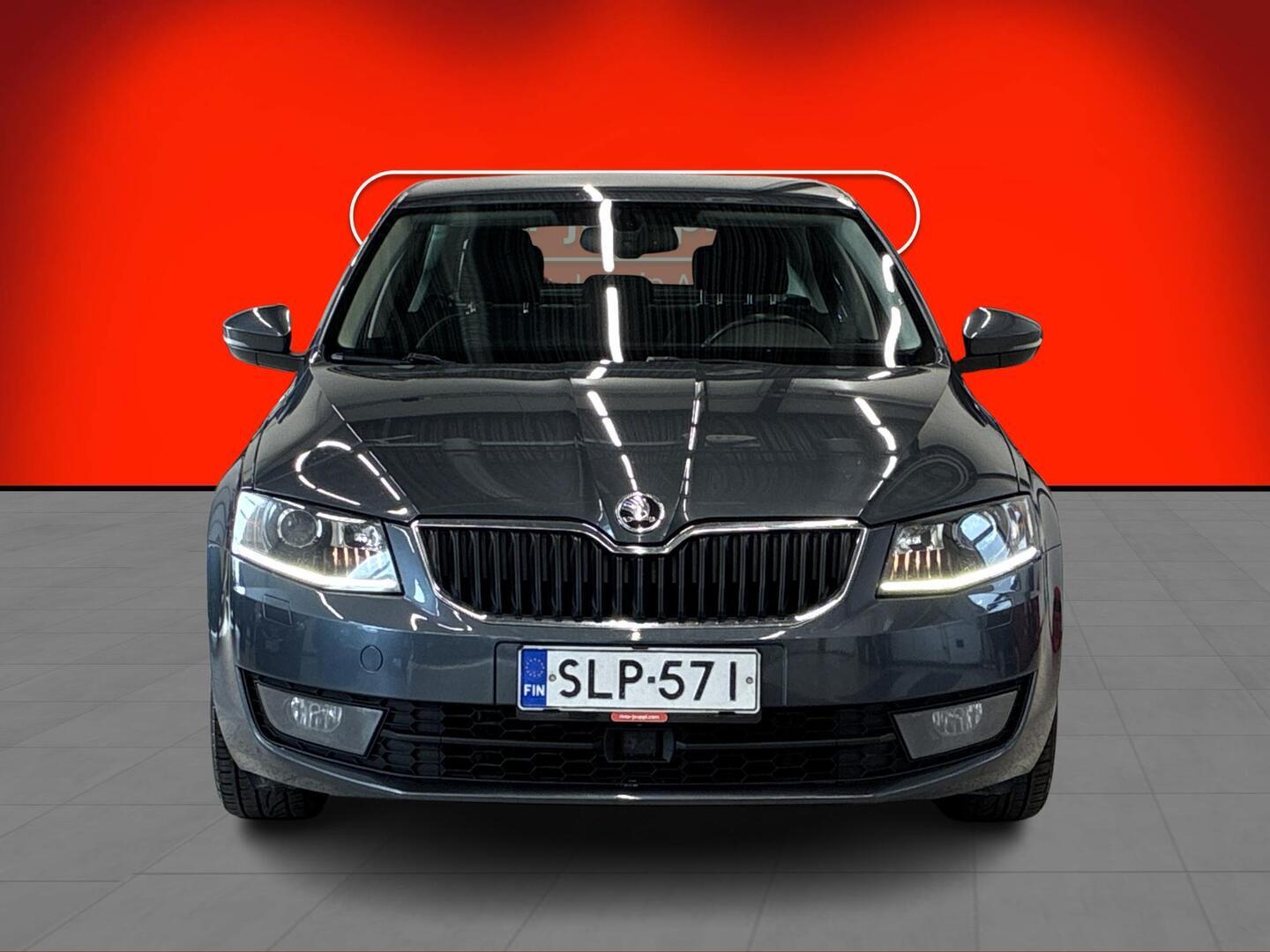 Skoda Octavia 1,4 TSI G-TEC Elegance 2015, kuva 2/3