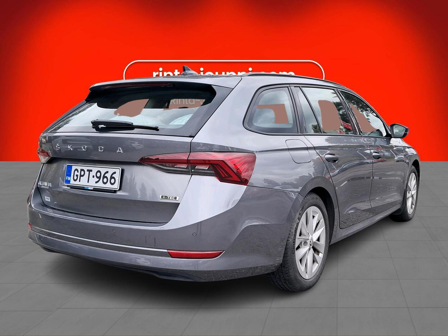 Skoda Octavia 2023, photo 2/3