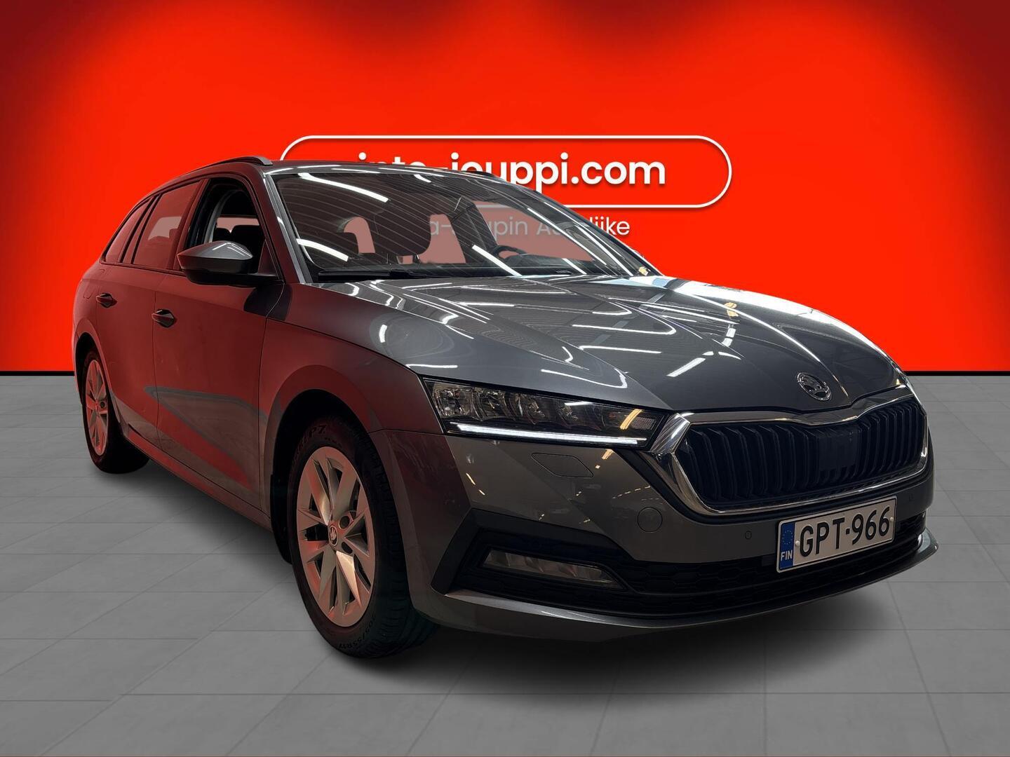 Skoda Octavia 2023, photo 3/3