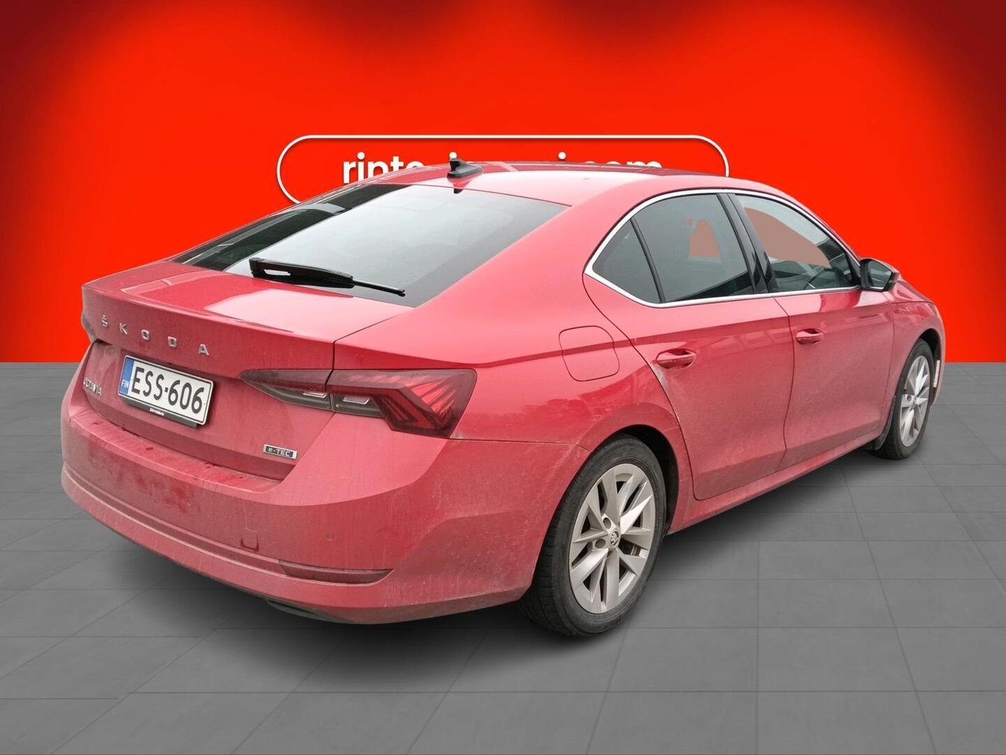 Skoda Octavia 2021, bild 2/3