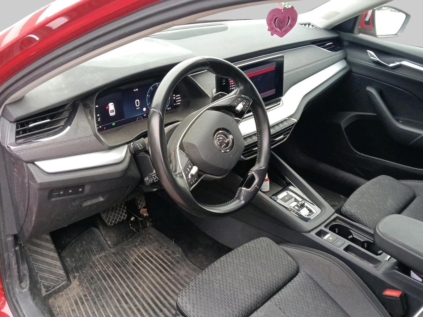 Skoda Octavia 2021, bild 3/3