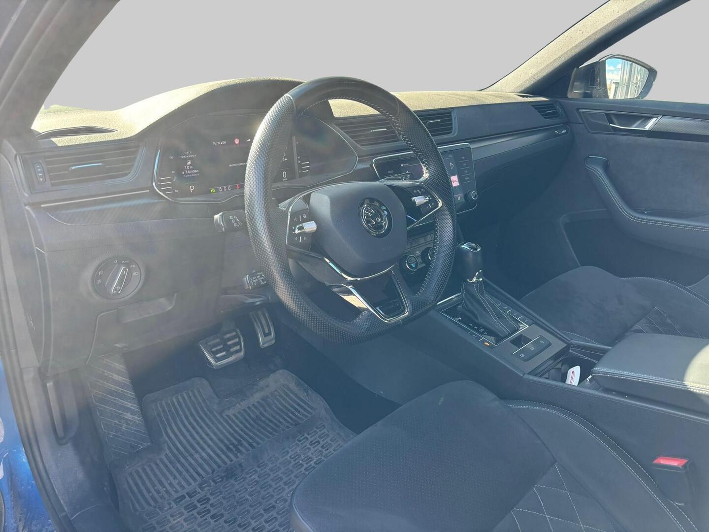 Skoda Superb 2022, kuva 3/3
