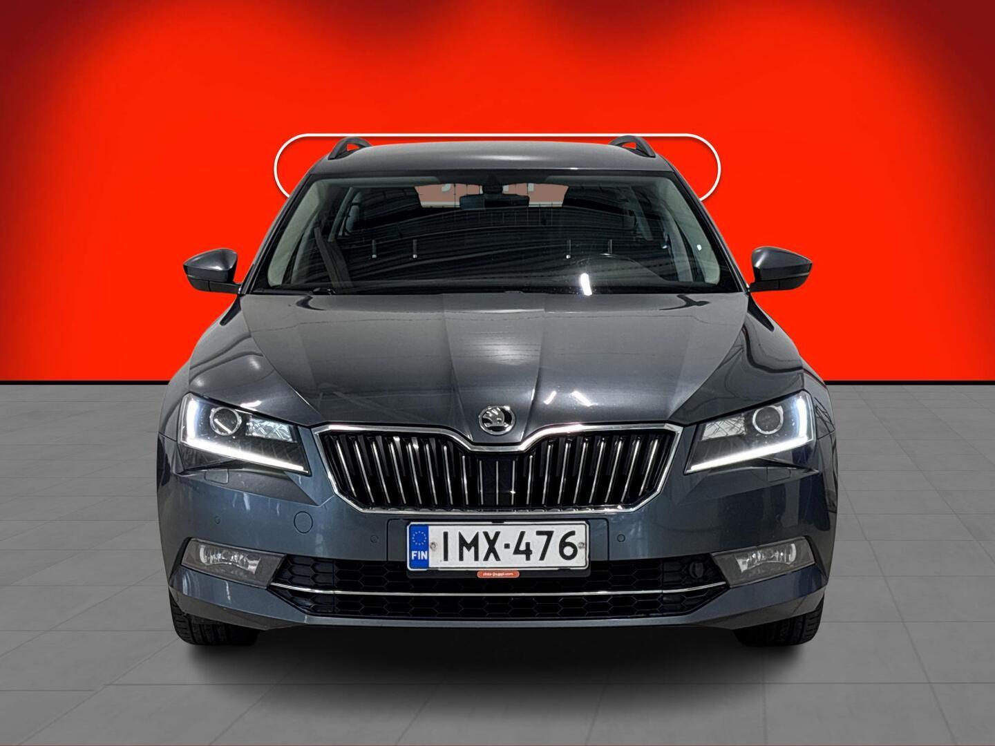Skoda Superb Combi 1,4 TSI Ambition 2016, kuva 2/3