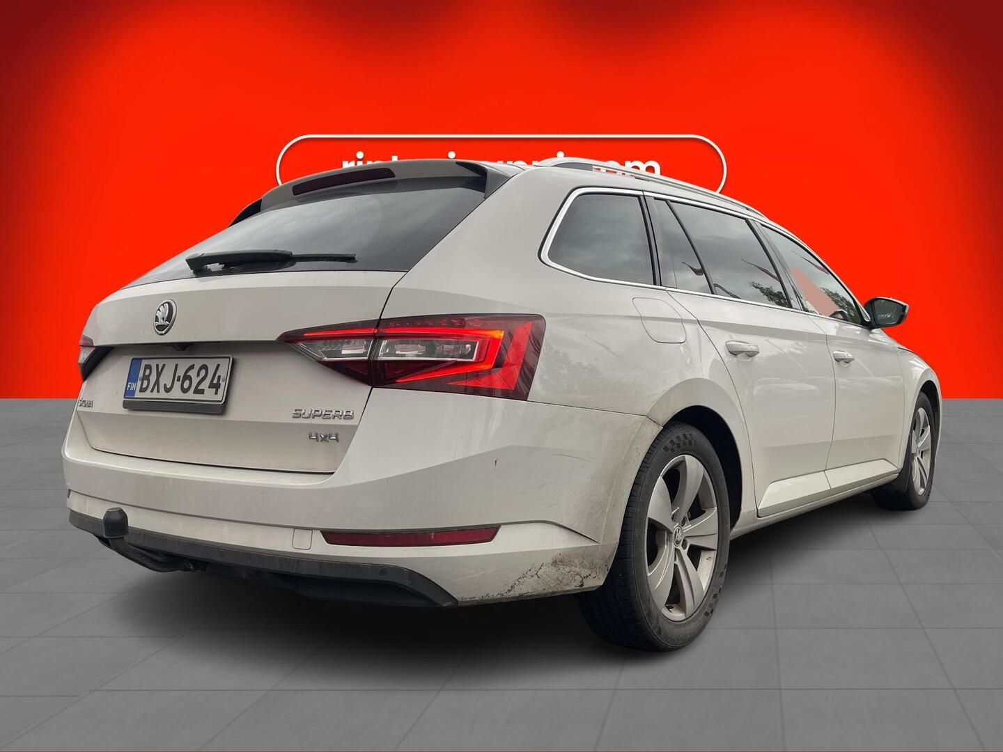 Skoda Superb 2019, kuva 2/3
