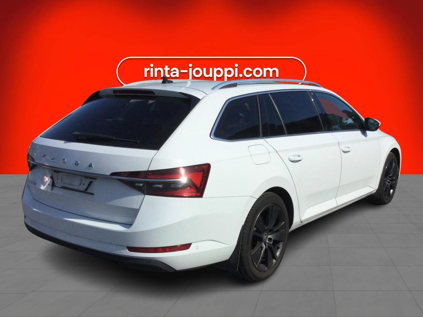 Skoda Superb 2020, kuva 2/3