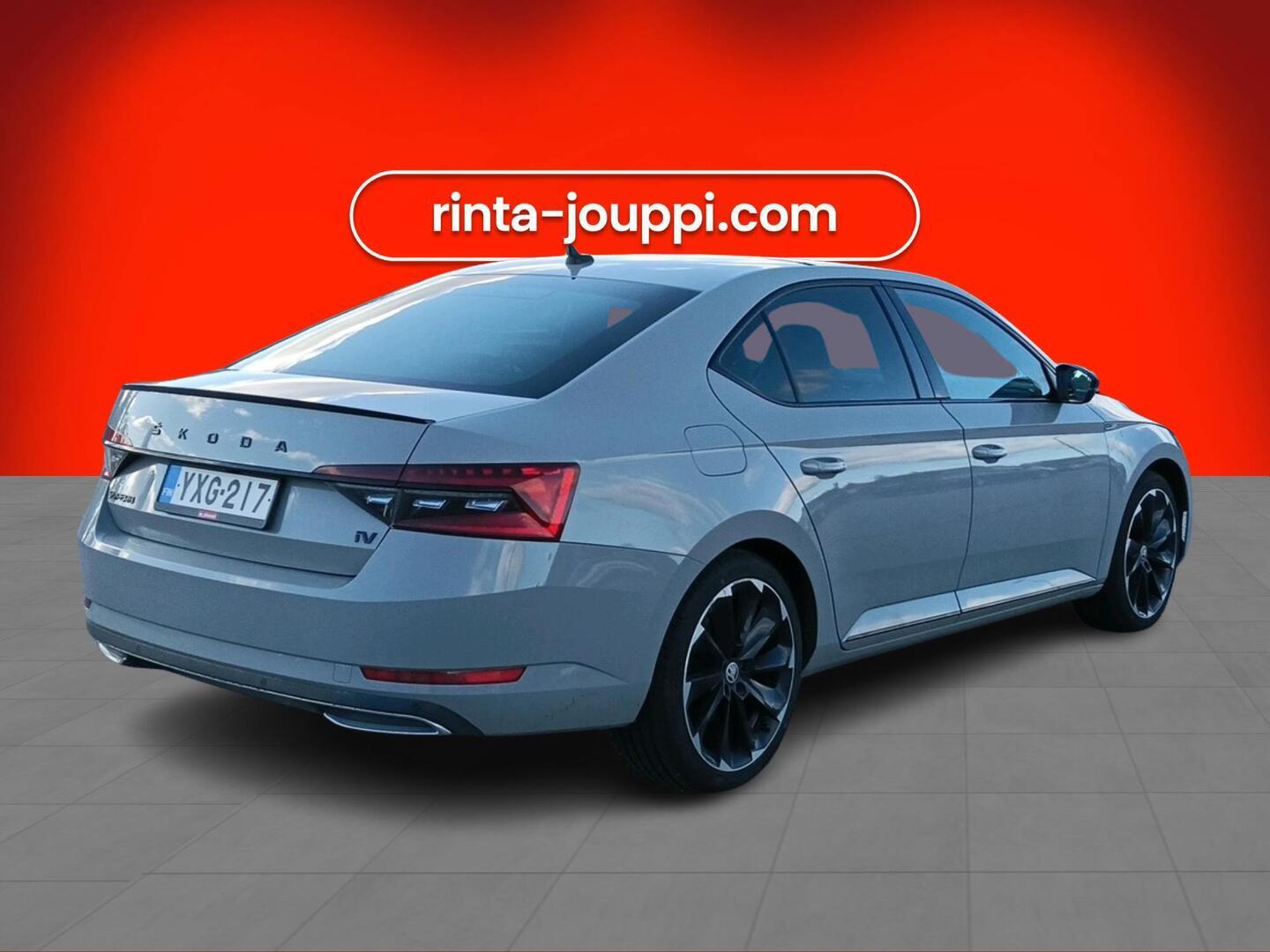 Skoda Superb 2021, bild 2/4