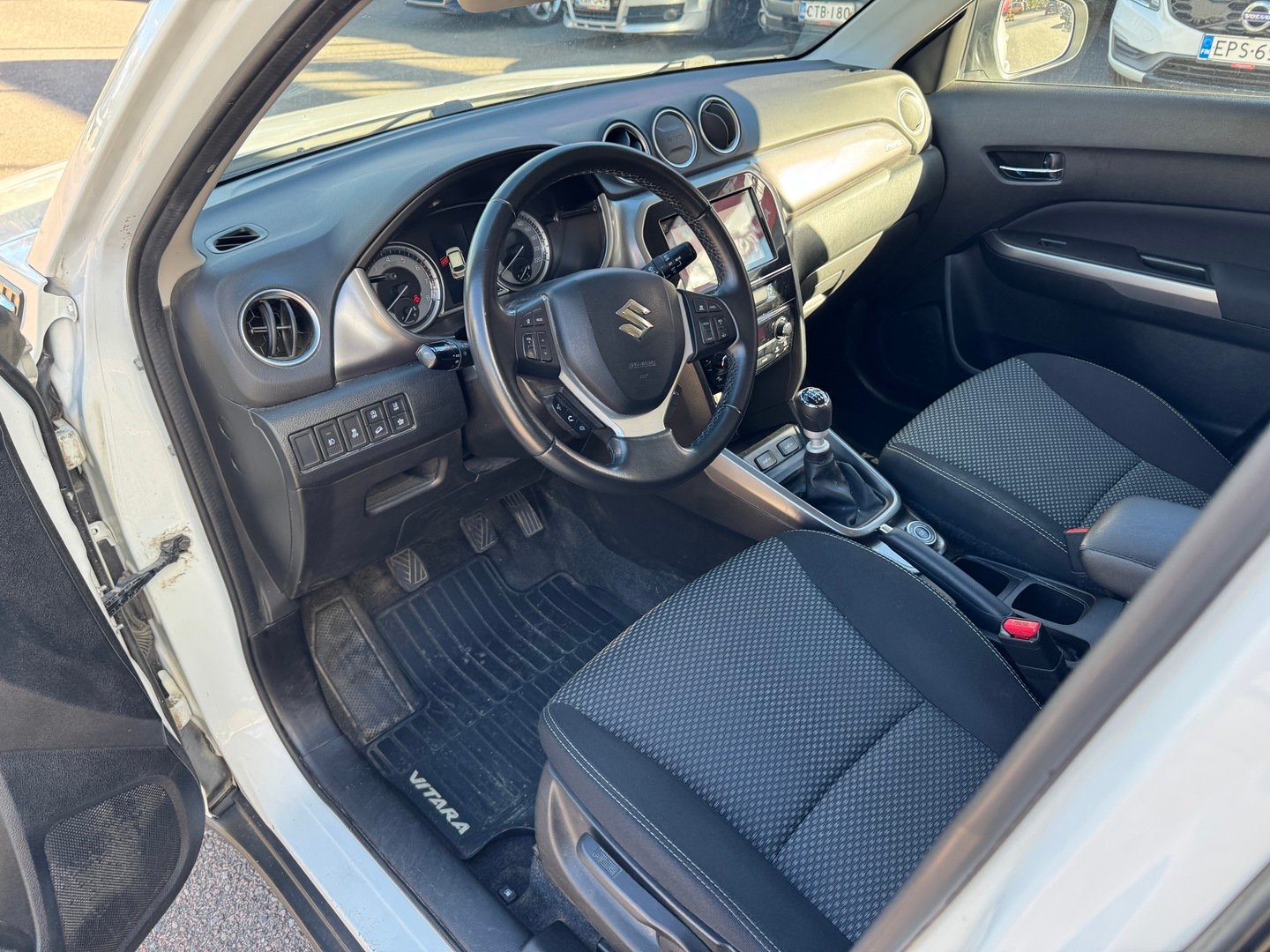 Suzuki Vitara 2021, bild 3/3