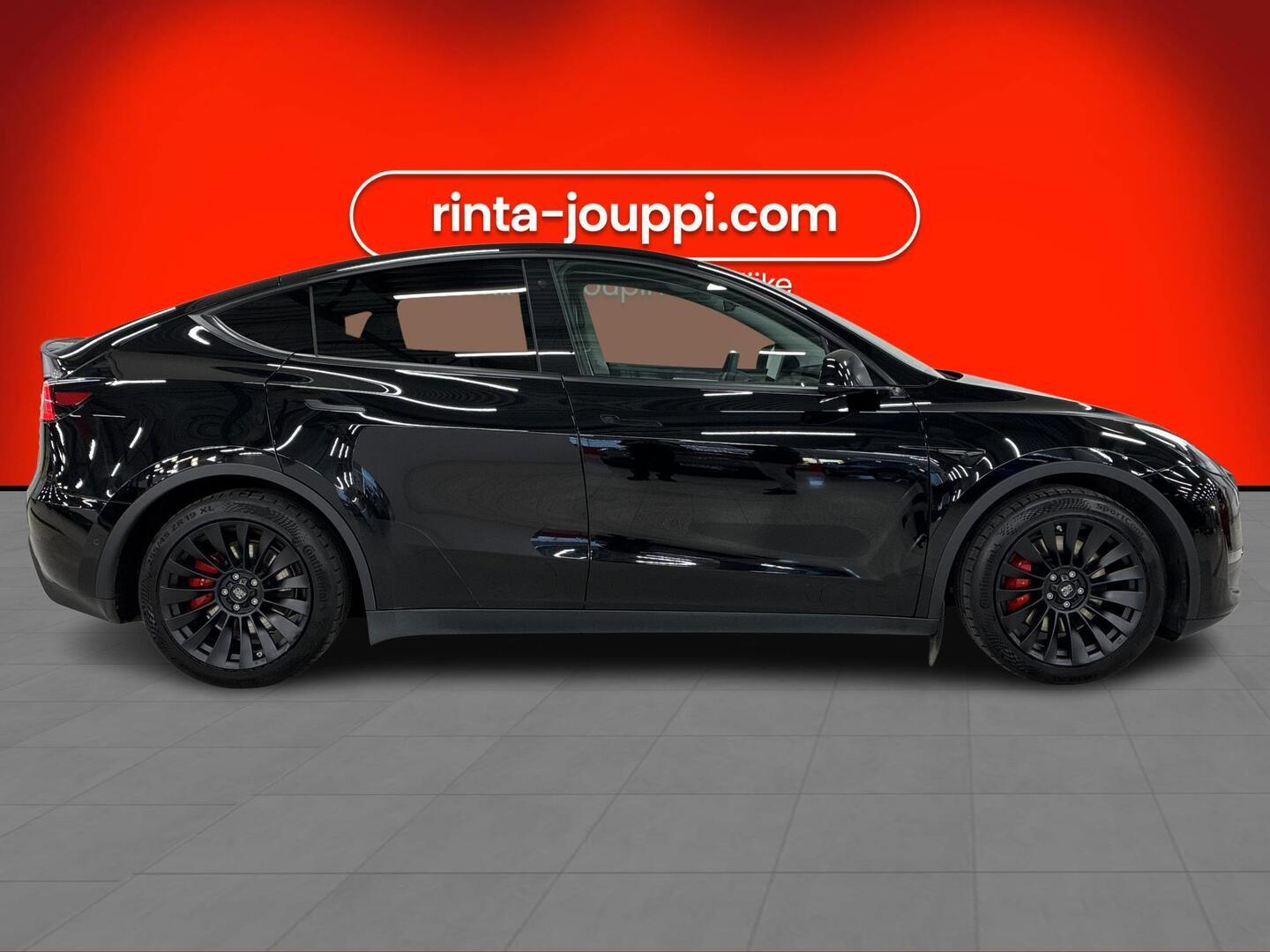 Tesla Model Y Performance 2022, kuva 4/4