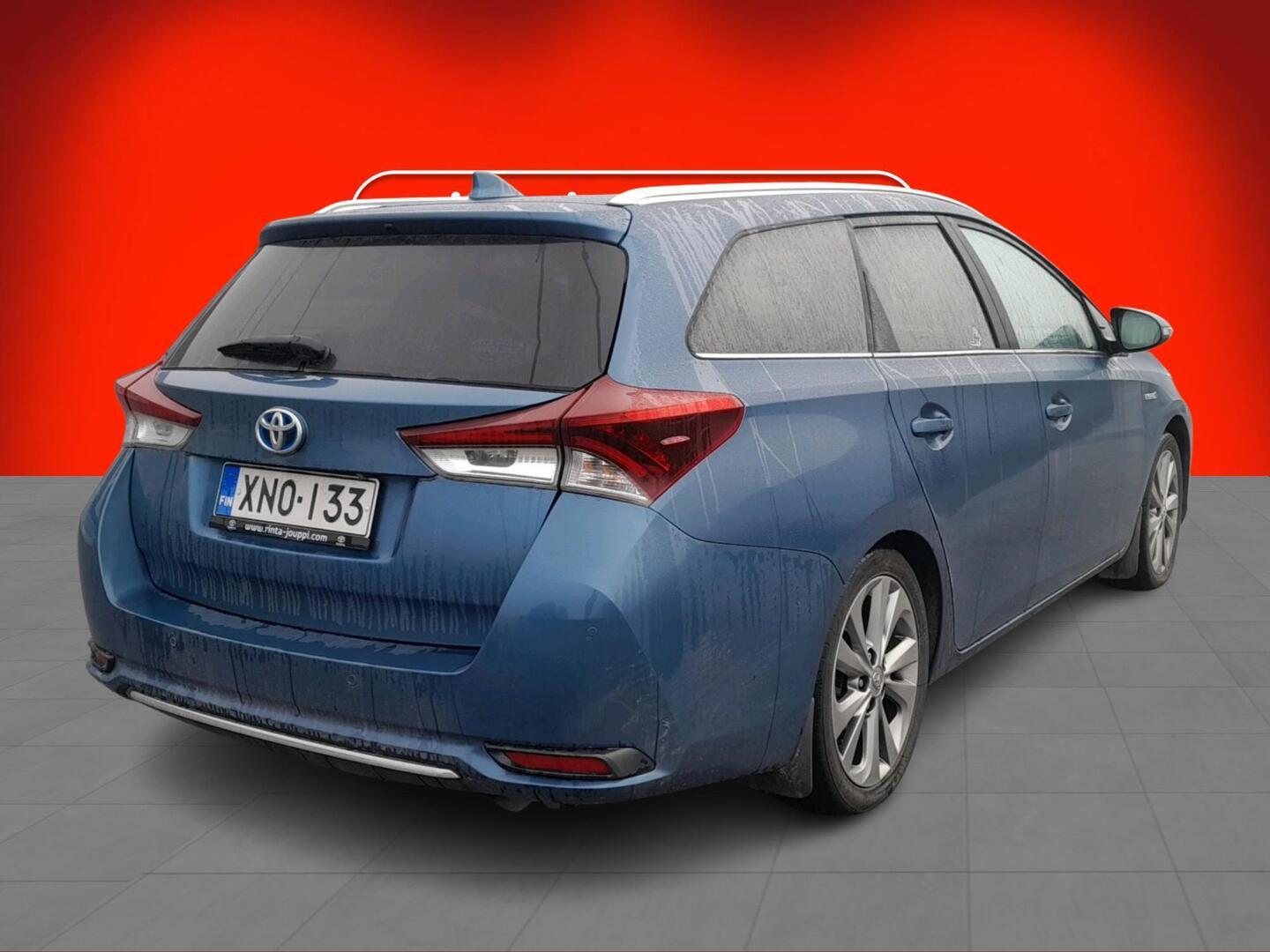 Toyota Auris 2015, kuva 2/3