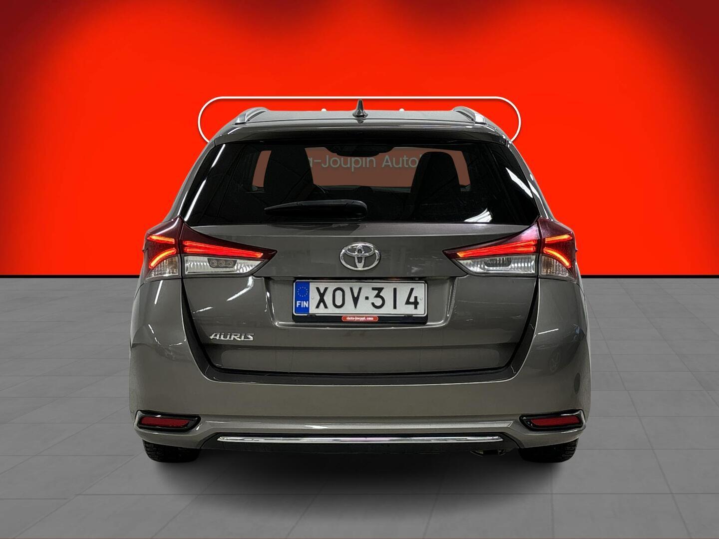 Toyota Auris 2018, bild 6/25