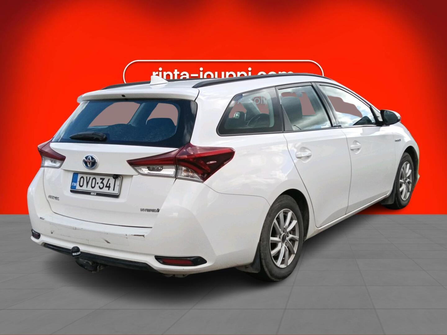 Toyota Auris 2017, kuva 2/3