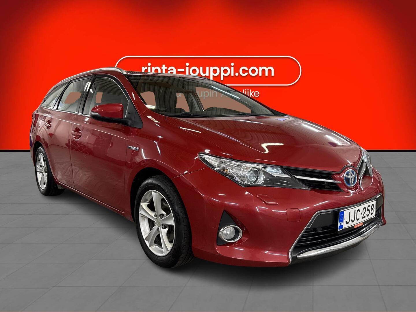 Toyota Auris 2013, kuva 3/3
