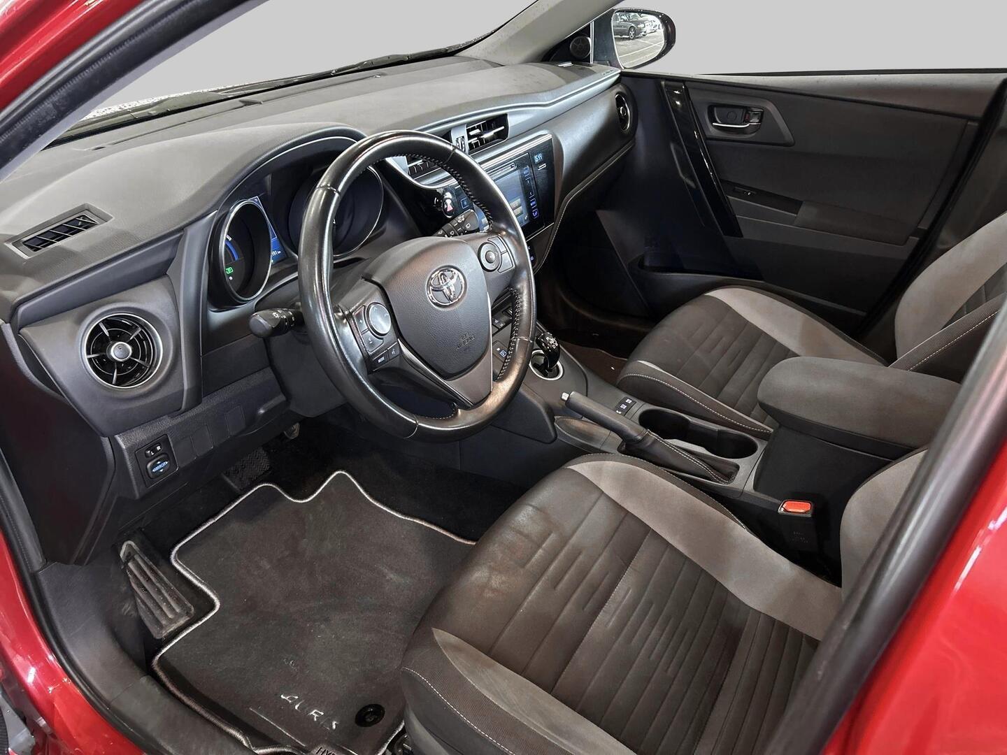 Toyota Auris 1,8 Hybrid Active 2016, kuva 3/3