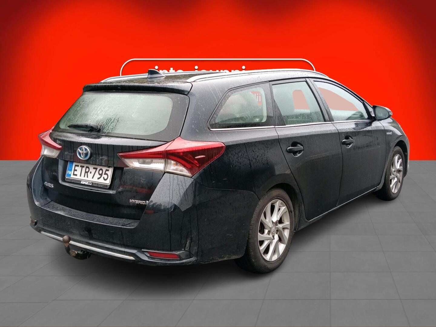 Toyota Auris 2017, kuva 2/3