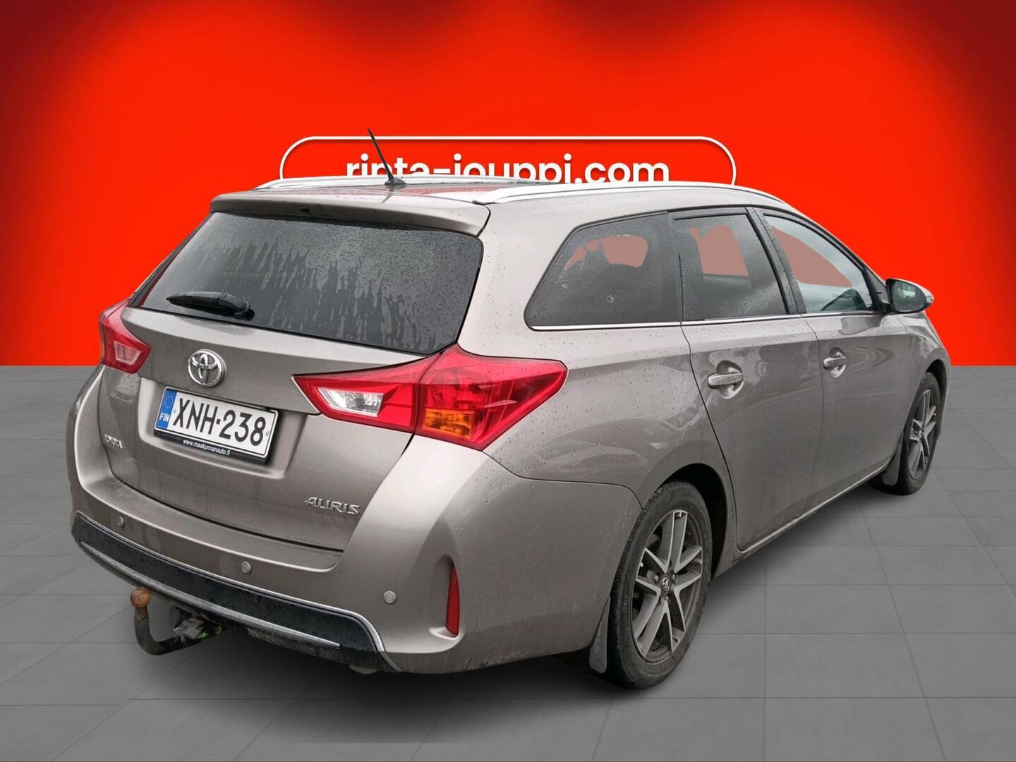 Toyota Auris 2014, bild 2/3