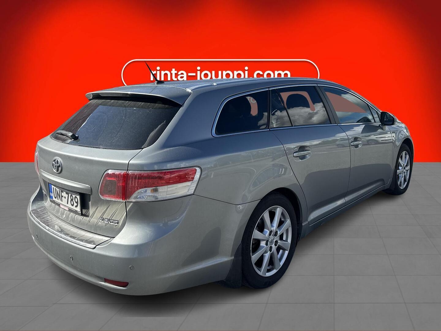 Toyota Avensis 2011, kuva 2/4