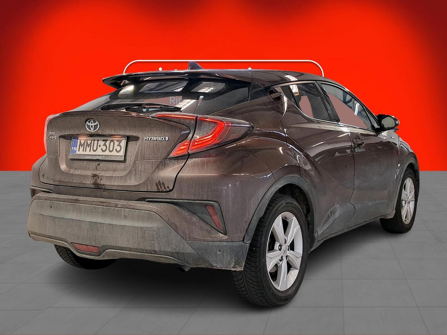 Toyota C-HR 1,8 Hybrid Premium 2017, kuva 2/3