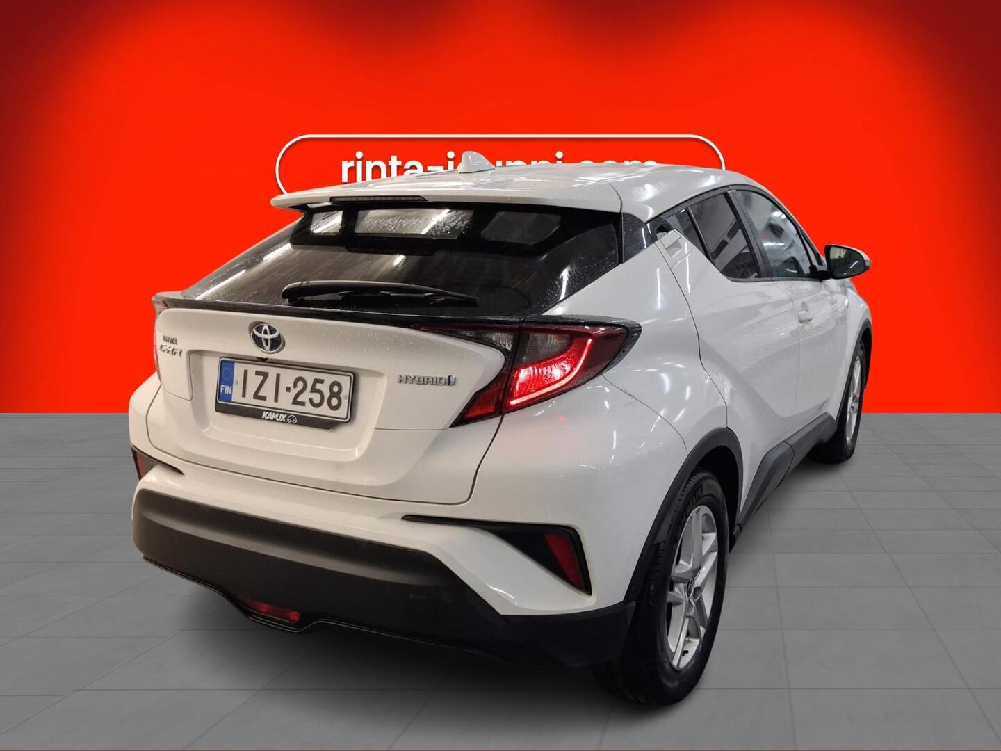 Toyota C-HR 1,8 Hybrid Active 2021, photo 2/3