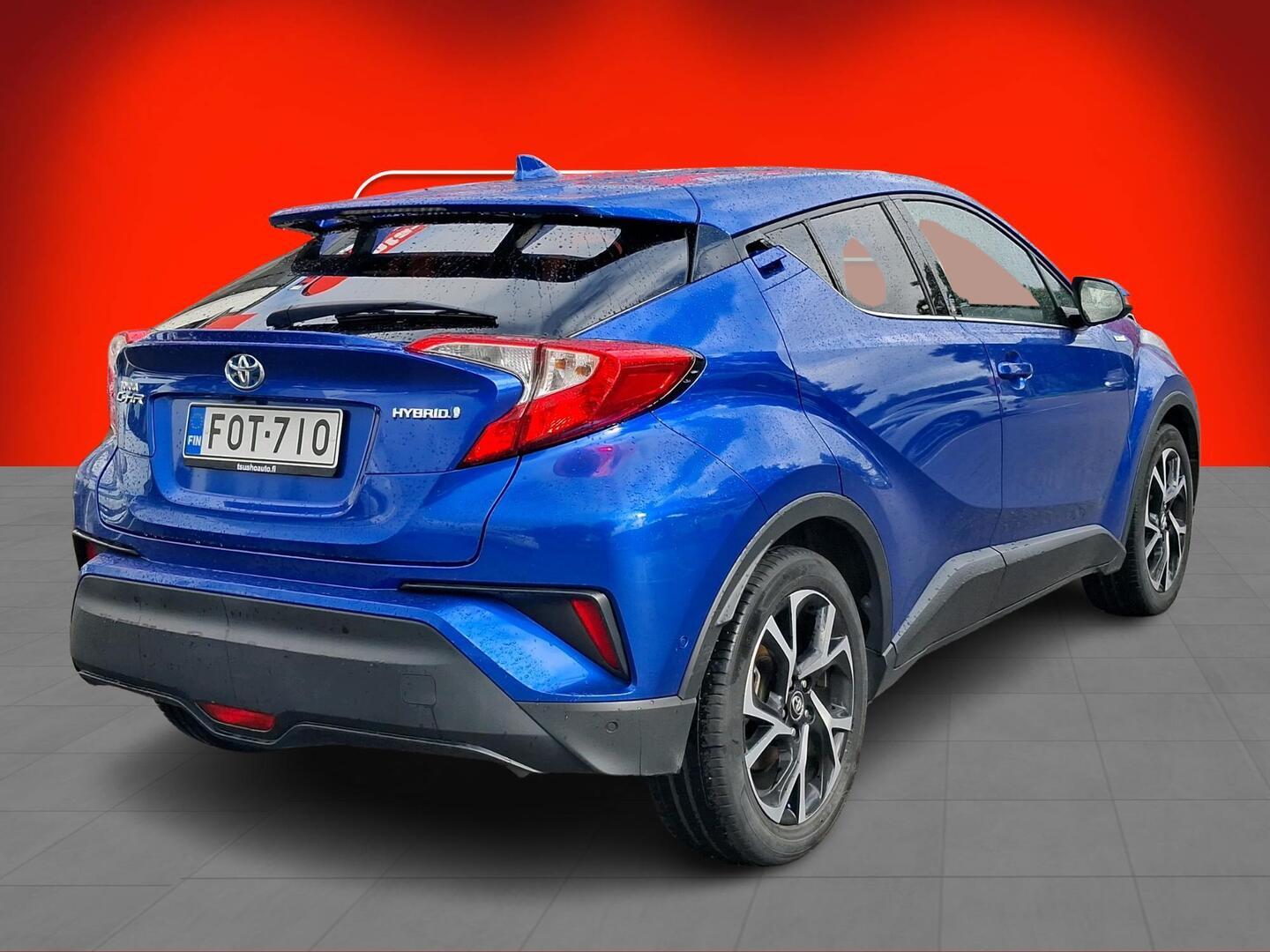 Toyota C-HR 1,8 Hybrid Style 2018, kuva 2/3