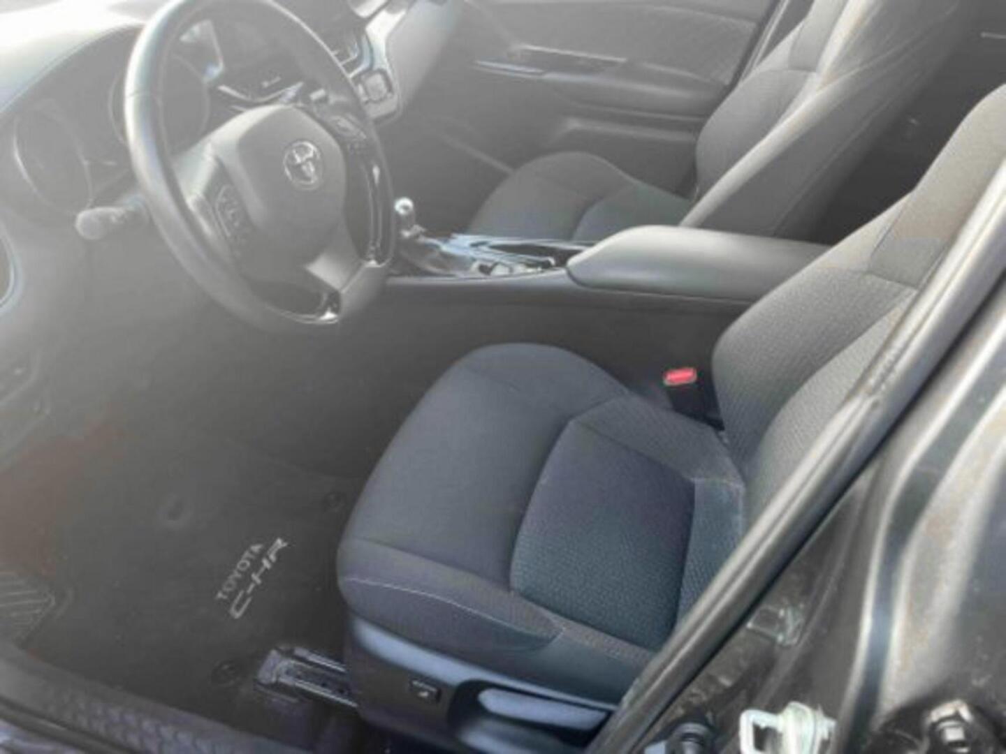 Toyota C-HR 2019, kuva 3/3