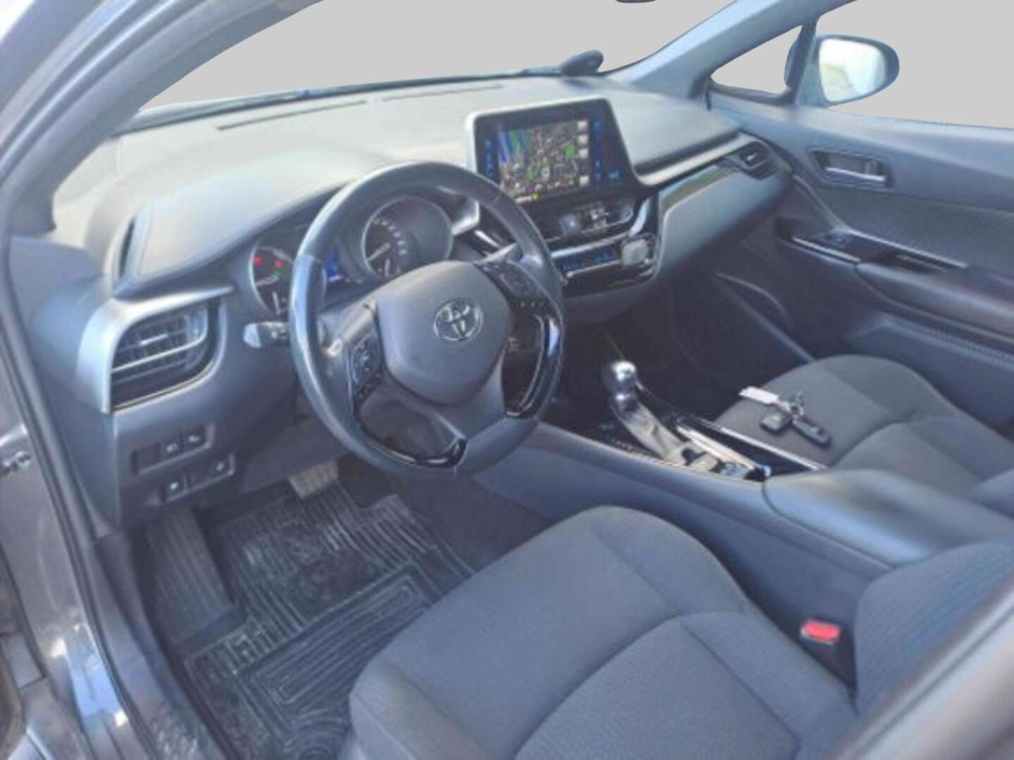 Toyota C-HR 1.8 Hybrid Intense 2018, kuva 3/3