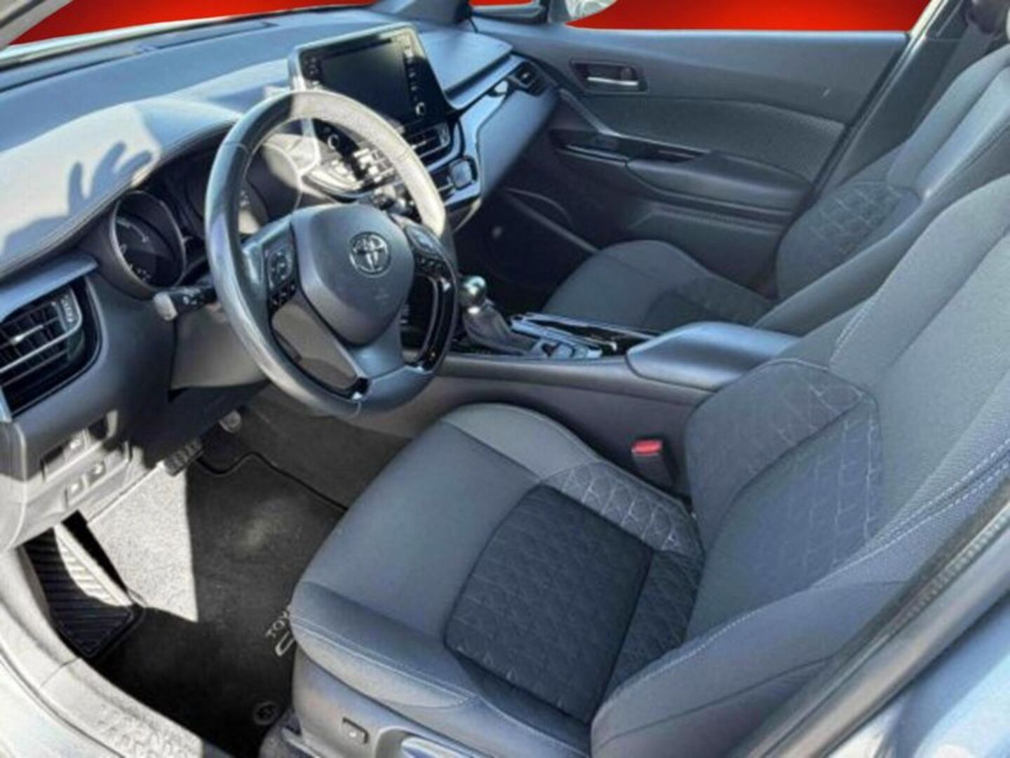 Toyota C-HR 1.8 Hybrid C-LUB Business 2021, bild 3/3