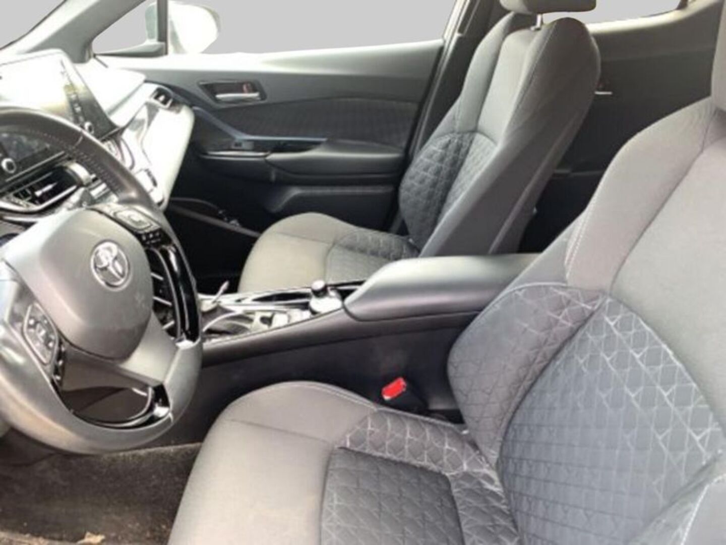 Toyota C-HR 1.8 Hybrid C-LUB 2021, bild 4/4
